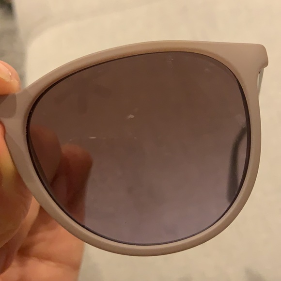 Erika classic raybans - Picture 7 of 7